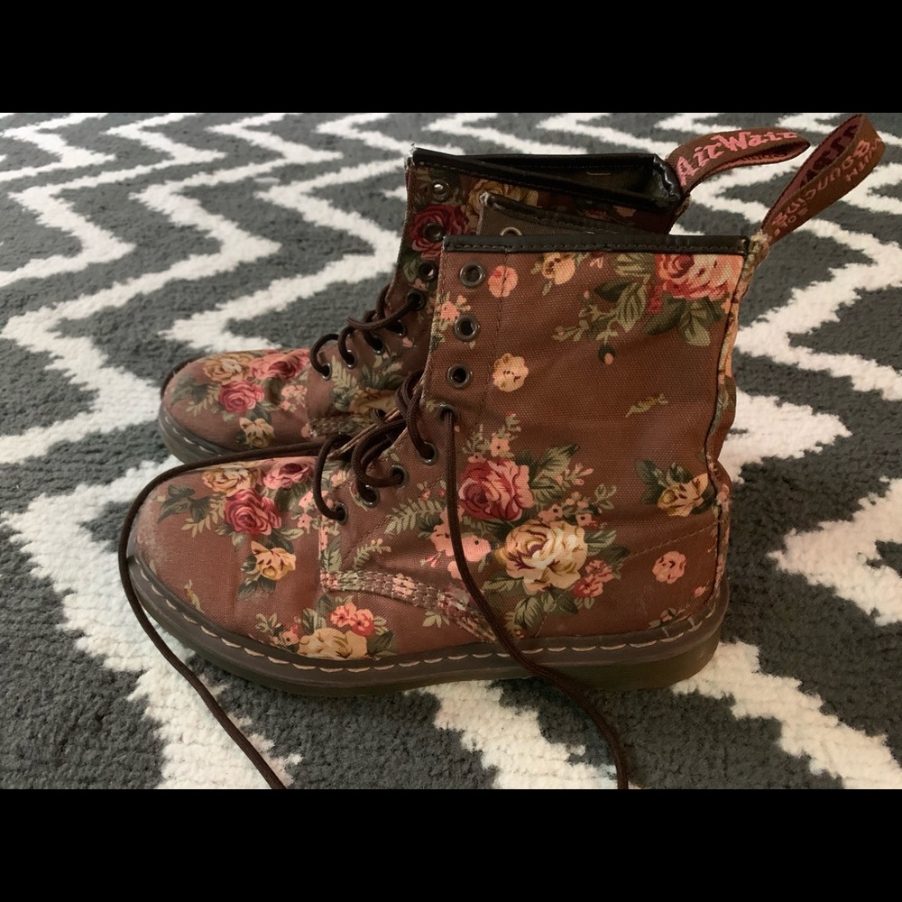 Dr. Marten’s 1460 Brown Floral Boots Size 10